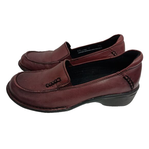 Clarks Artisan Womens Azlyn Wish Loafer 9 Burgundy Slip On Wedge Comfort Shoes - Picture 1 of 9